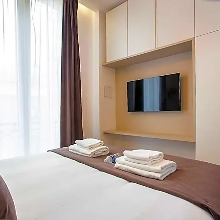 Elegant - 2br/6p - Porte Saint-denis 2*